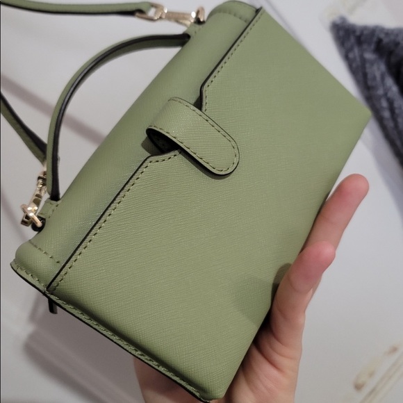 Michael Kors Crossbody - Picture 3 of 6